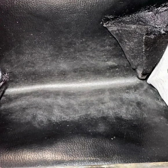 Givenchy Wallet Bundle‎ - Picture 8 of 16